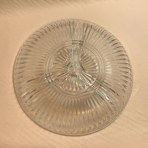 Vintage Pressed Fluted Glass Relish/Trinket Dish - Picture 4 of 4